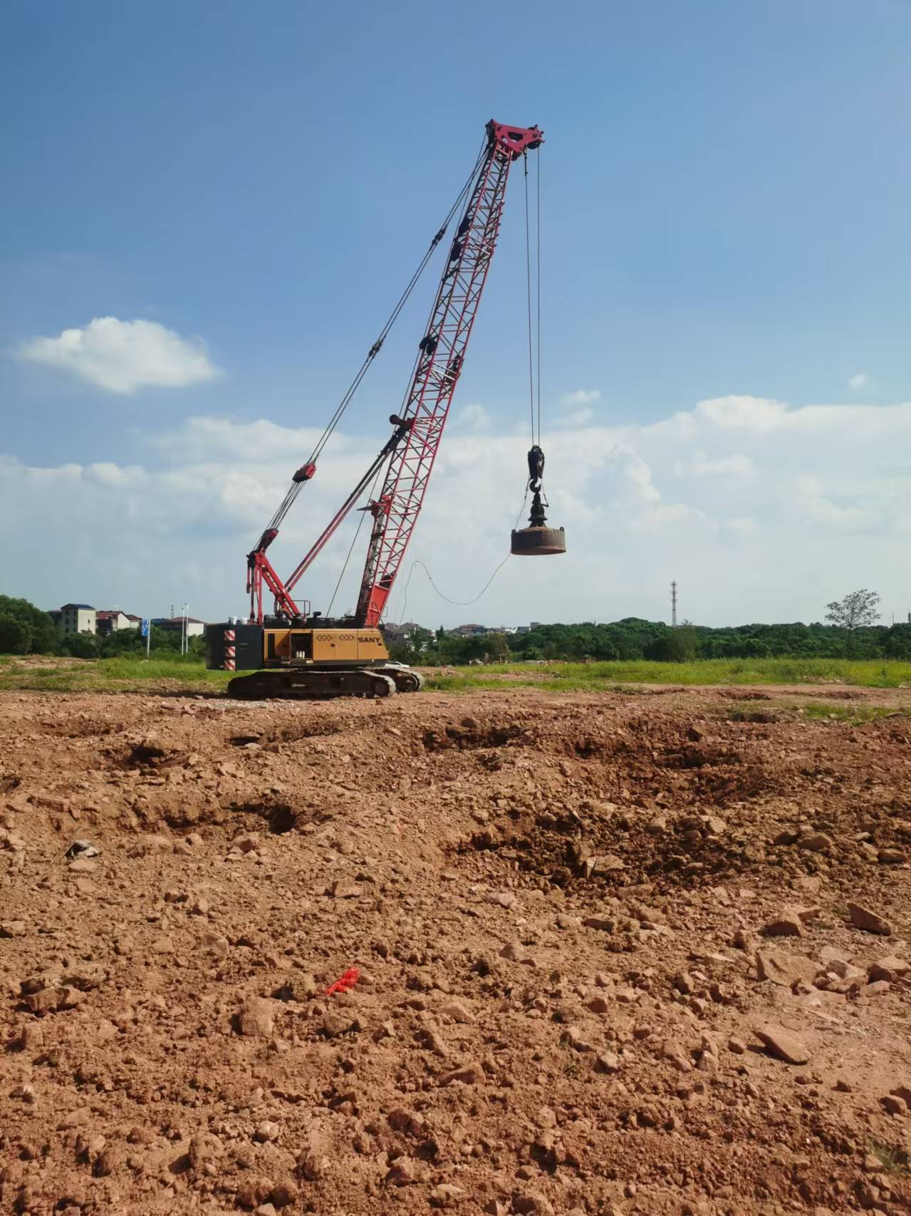 鷹潭市太陽線纜設備有限公司2#廠房強夯地基處理工程施工現場